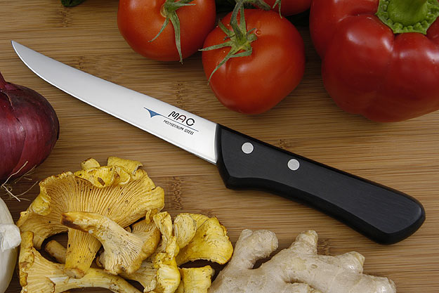 MAC Chef: Boning Knife 6 in. (BNS-60)