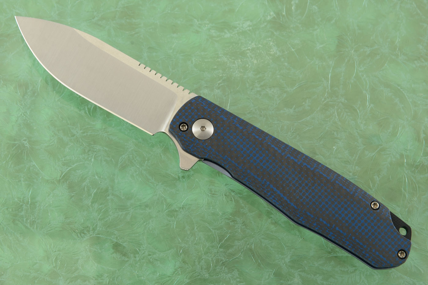 Flare Flipper with Black and Blue Carbon Fiber